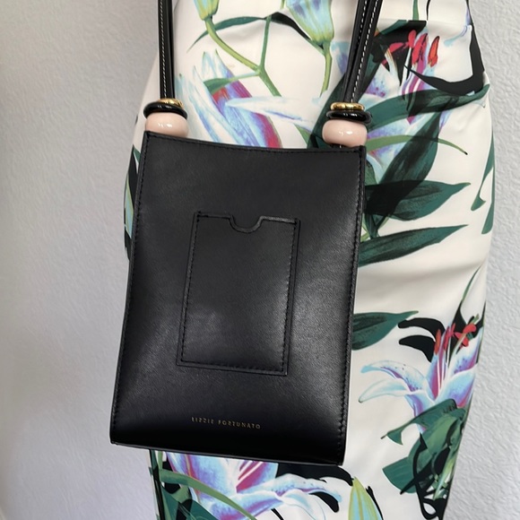 Lizzie Fortunato small crossbody leather bag - Picture 3 of 16